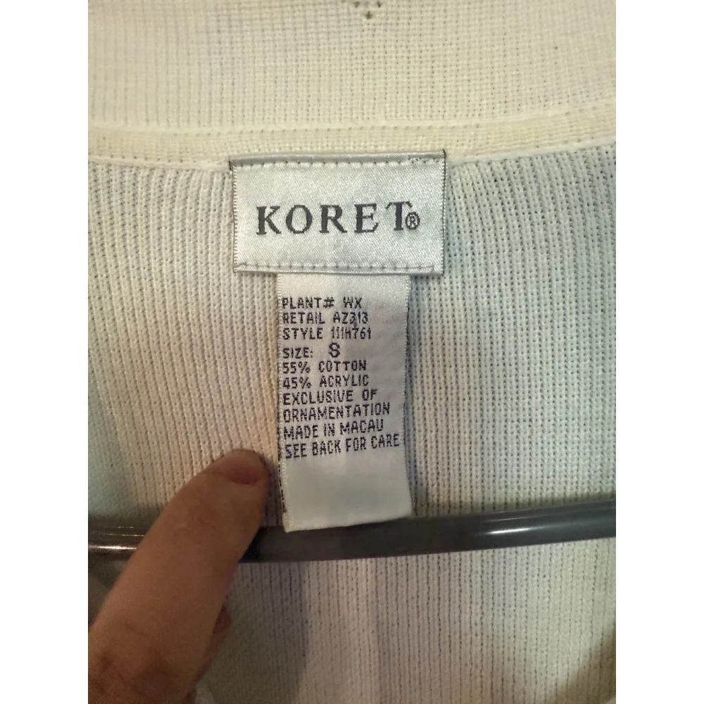 Koret size small